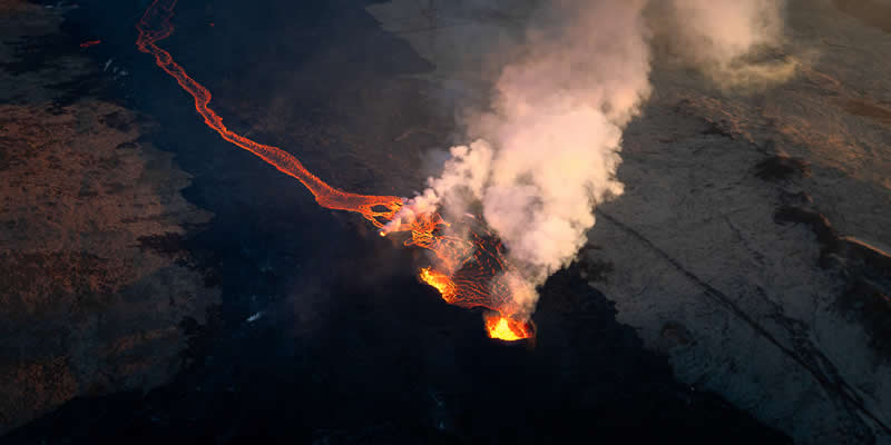 Volcanic eruption in Iceland by Nicholas Fong, Hong Kong, Chromatic Awards Landscape Amateur Winners