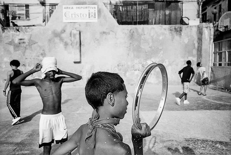 Soulful Photos by Lisandra Alvarez That Document Untold Stories of Havana