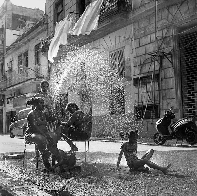 Soulful Photos by Lisandra Alvarez That Document Untold Stories of Havana
