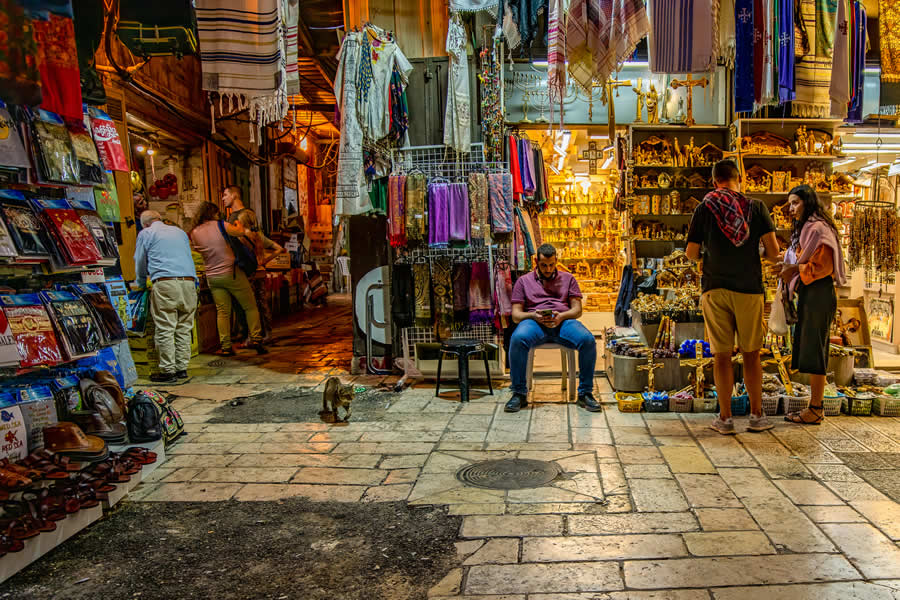 Gurushots Night Photography Winners Photo Challenge