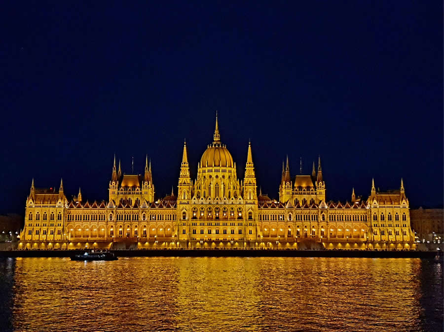 Gurushots Night Photography Winners Photo Challenge