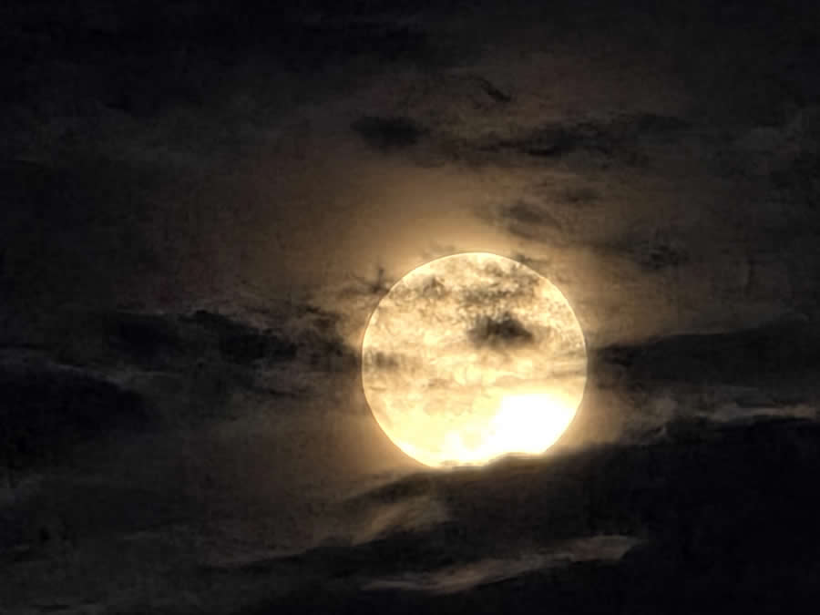 Gurushots Night Photography Winners Photo Challenge