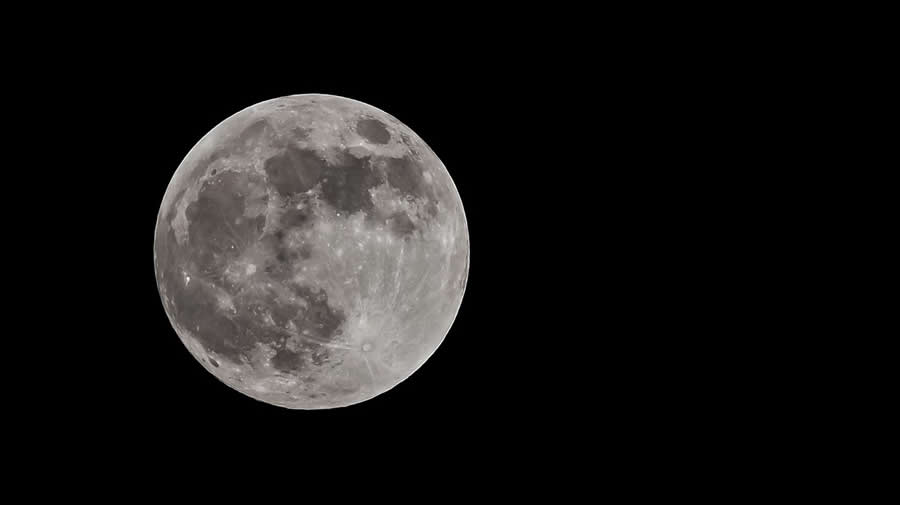 Gurushots Night Photography Winners Photo Challenge