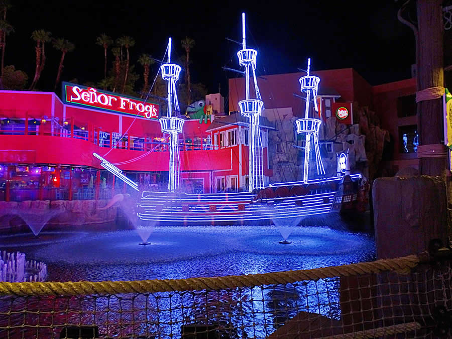 Gurushots Night Photography Winners Photo Challenge