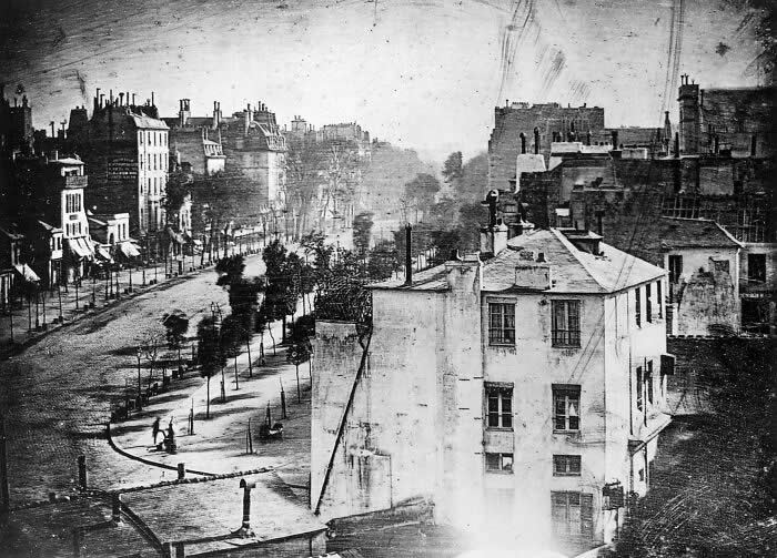 Boulevard Du Temple, Paris, 3rd Arrondissement, Daguerreotype. Made In 1838 By Inventor Louis Daguerre, This Is Believed To Be The Earliest Photograph Showing A Living Person, Circa 1838 - Rare 19th-Century History Photos