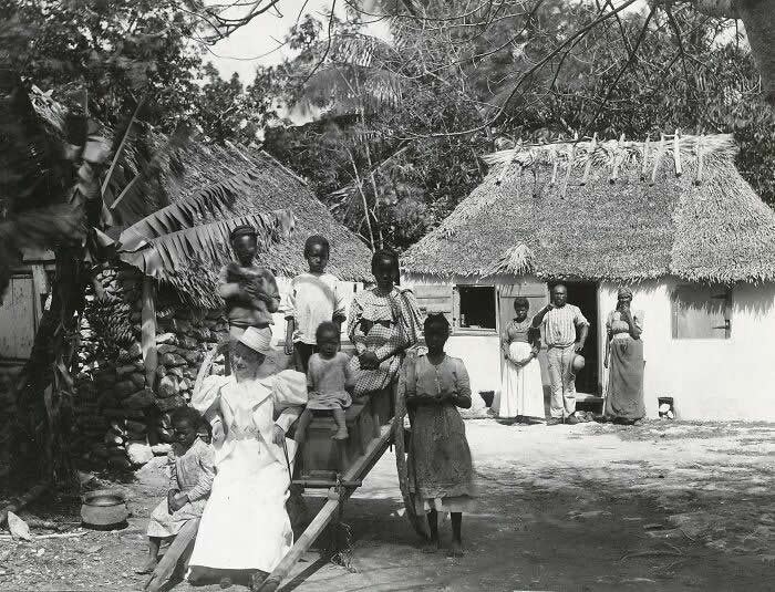 A Native Hut, Circa 1890 - Rare 19th-Century History Photos