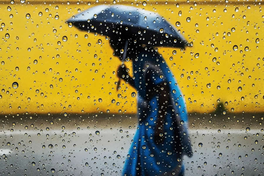 Indian Street Photography by Uwais Chaudhry