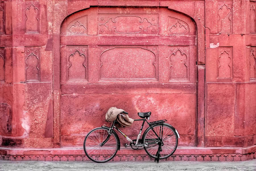 Indian Street Photography by Uwais Chaudhry