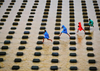 Indonesia Beauty and Culture by Harjanto Sumawan