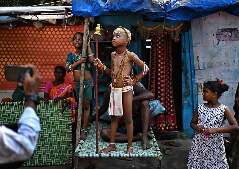 Pure and Joyful Moments of Childhood by SL Shanth Kumar