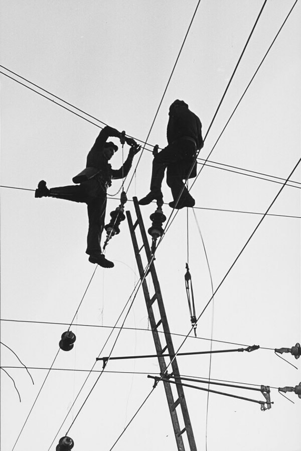 Masters of Photography by Toni Schneiders