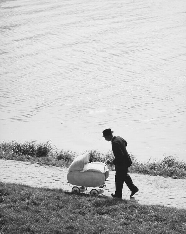 Masters of Photography by Toni Schneiders