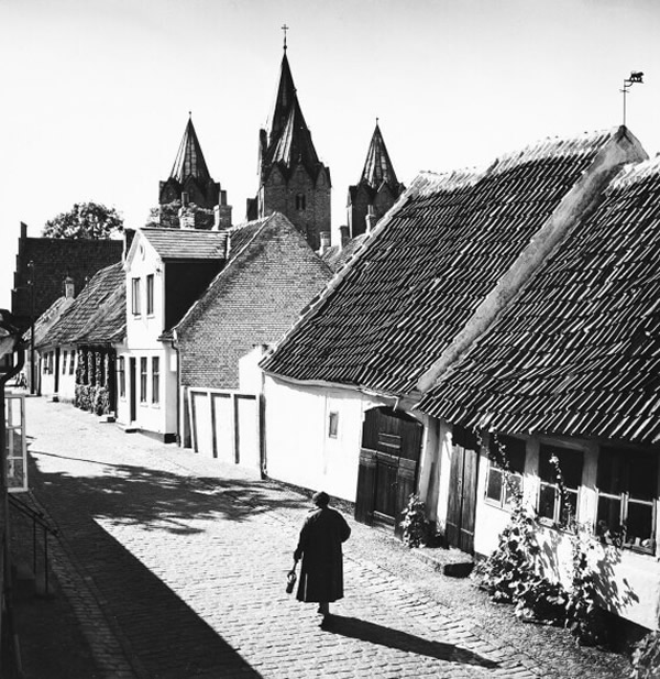 Masters of Photography by Toni Schneiders