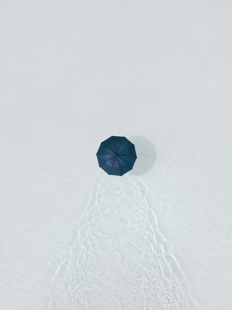 Summer - Minimalist Photos That Celebrate Simplicity