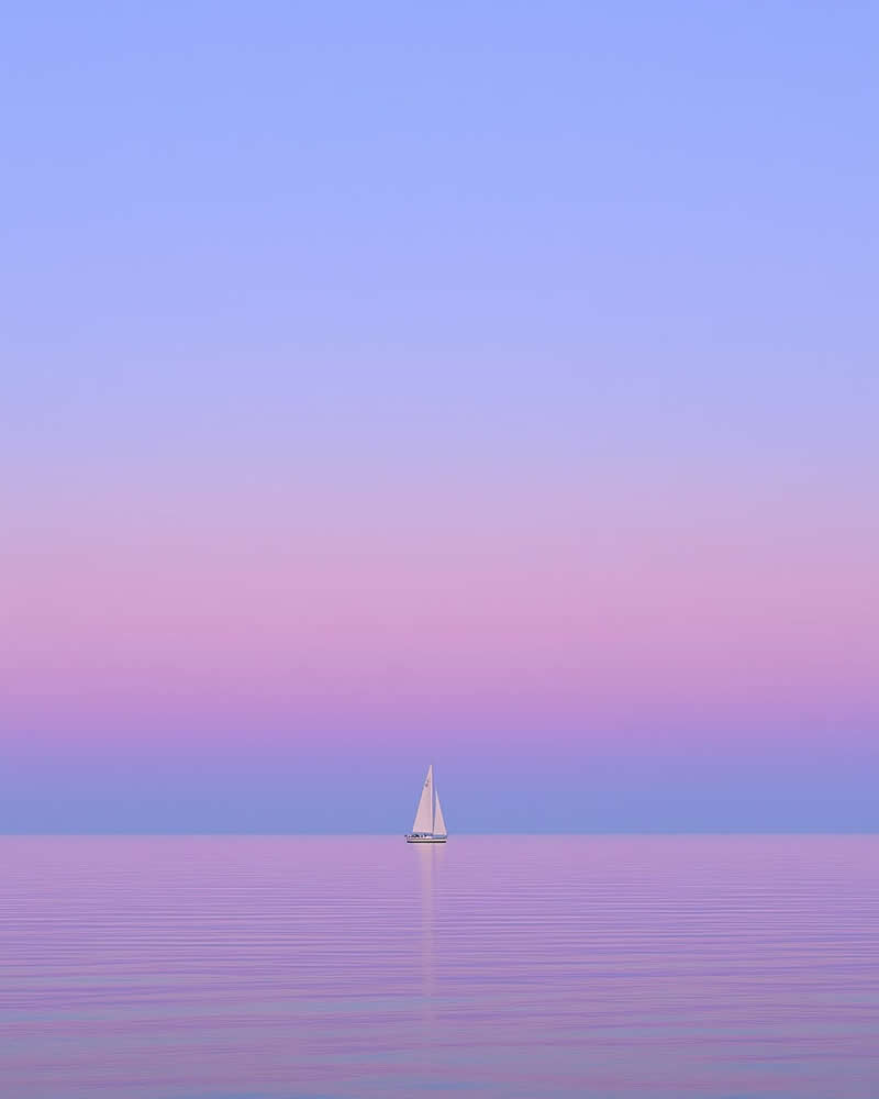 Lavender Dawn - Minimalist Photos That Celebrate Simplicity