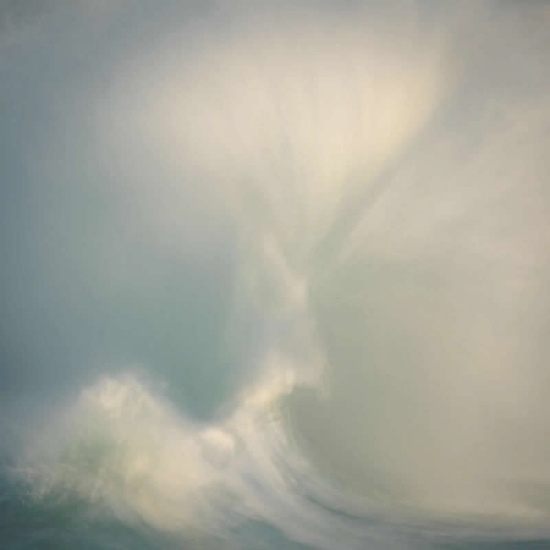 Softly softly by Sue Trower - 2025 Minimalist Photography Awards Long Exposure Winners