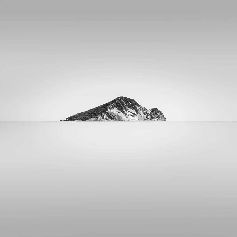 Turtle Island by Rene Columbus - 2025 Minimalist Photography Awards Long Exposure Winners
