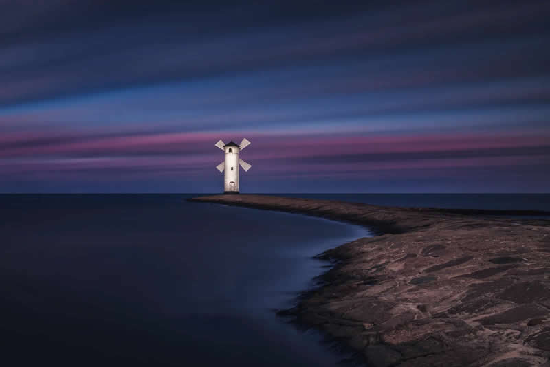 Lighthouse &ndash; Stawa Mlyny by Ivo Matějů - 2025 Minimalist Photography Awards Long Exposure Winners