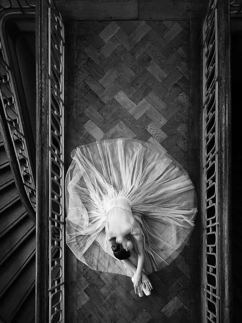 Ballerina by Dominika Koszowska, Honorable Mention in Mobile Photography Awards in People Category