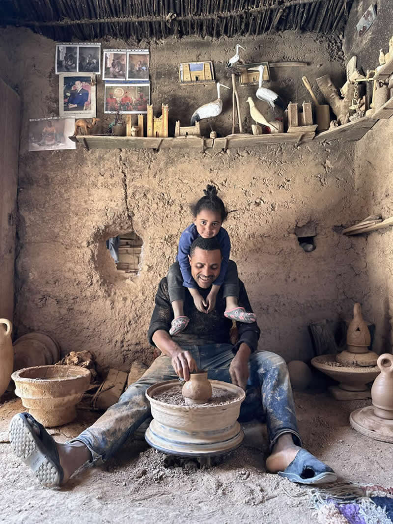 A Potter&rsquo;s Life by Sumana Lim, Honorable Mention in Mobile Photography Awards in People Category