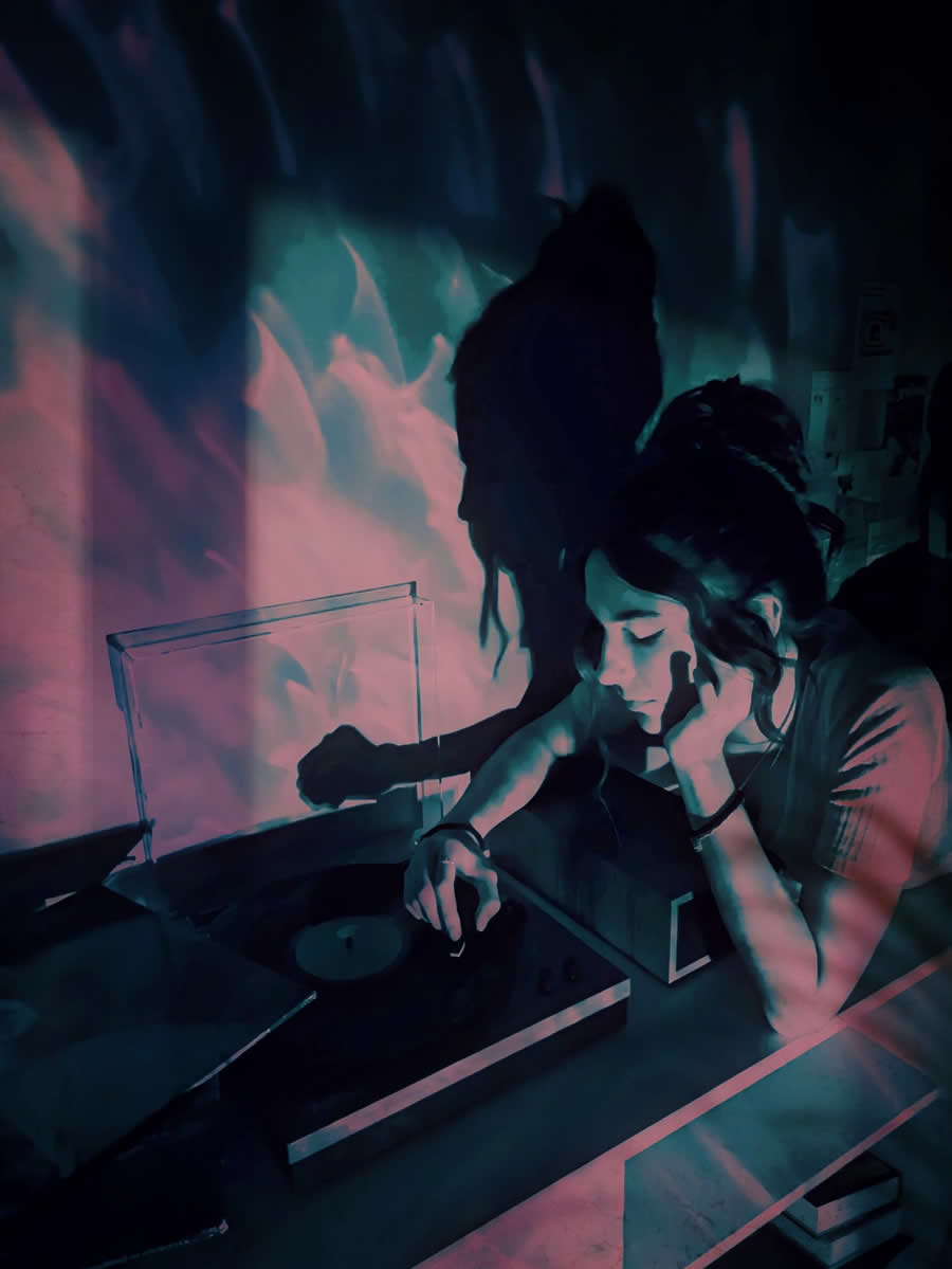 Sound Waves by Caydence Silva - National Portrait Gallery 2025 Teen Portrait Competition Winners