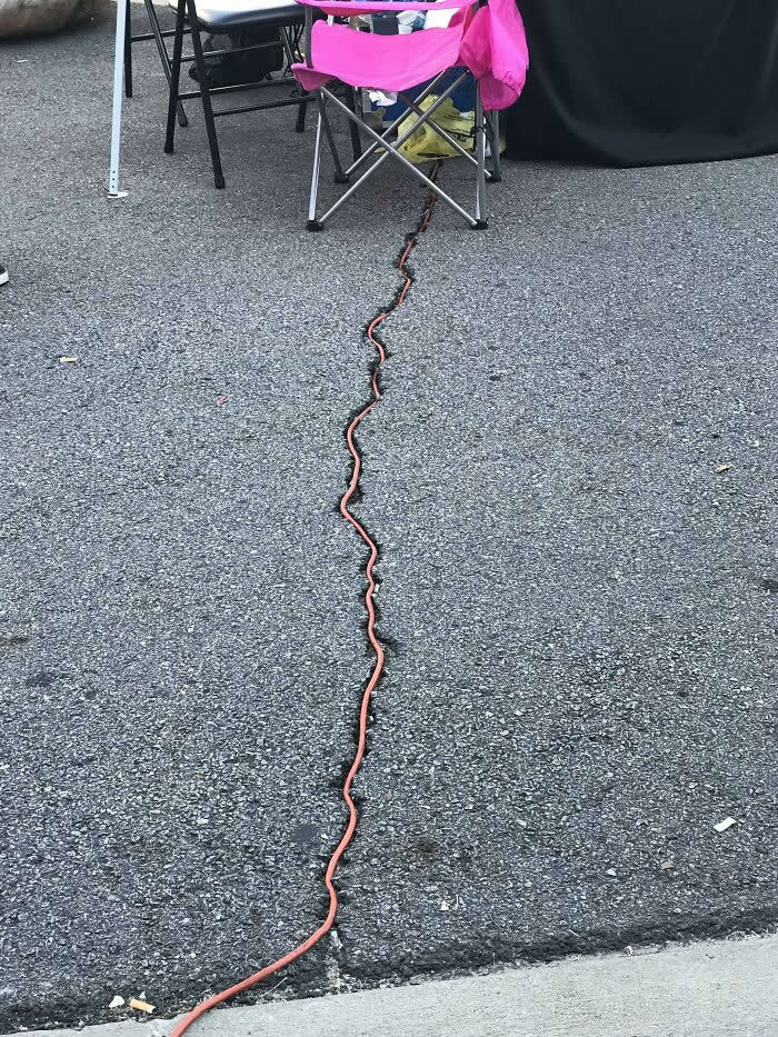 The Way This Extension Cord Was Fit Through This Crack - Perfectly Timed Moments Where Random Things Fit Together