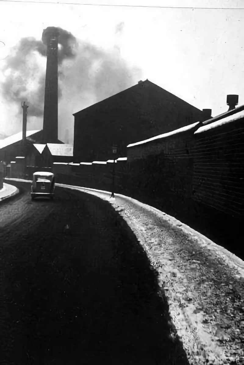Leeds, ca. 1950 - Soulful Black and White Photos