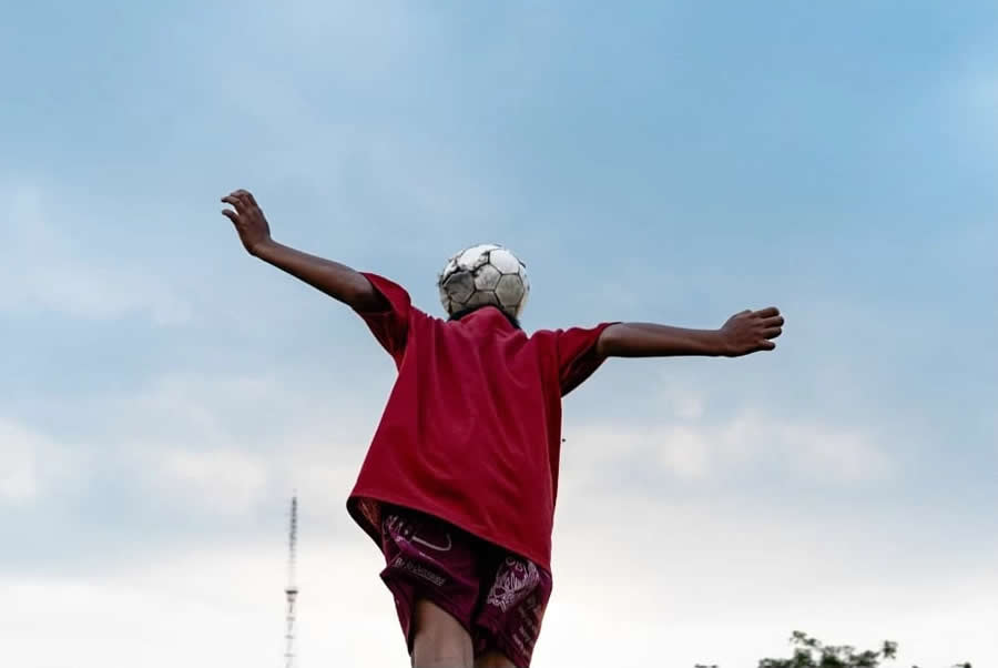 Indonesia Street Photography by Fajar Wiji Raharjo