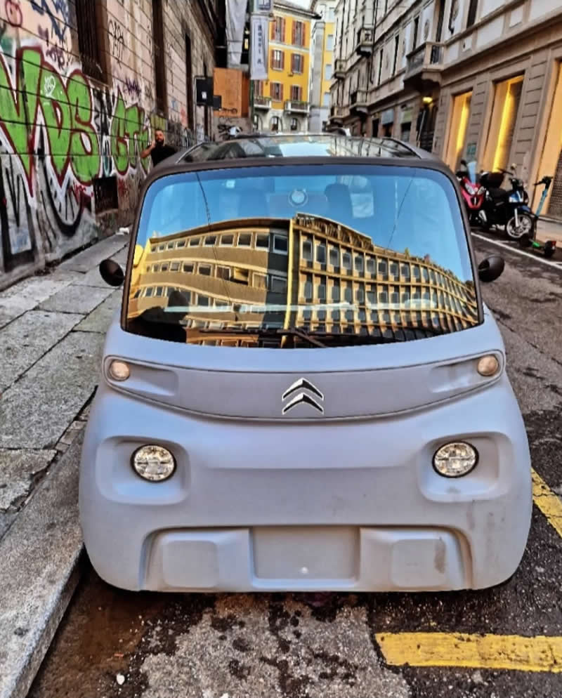 Perfect Street Moments by Giancarla Pancera That Show Timing Is Everything