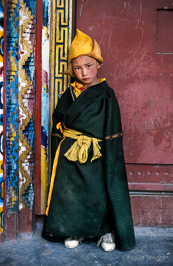 Powerful Portraits of Tibetan Nomads by Alison Wright