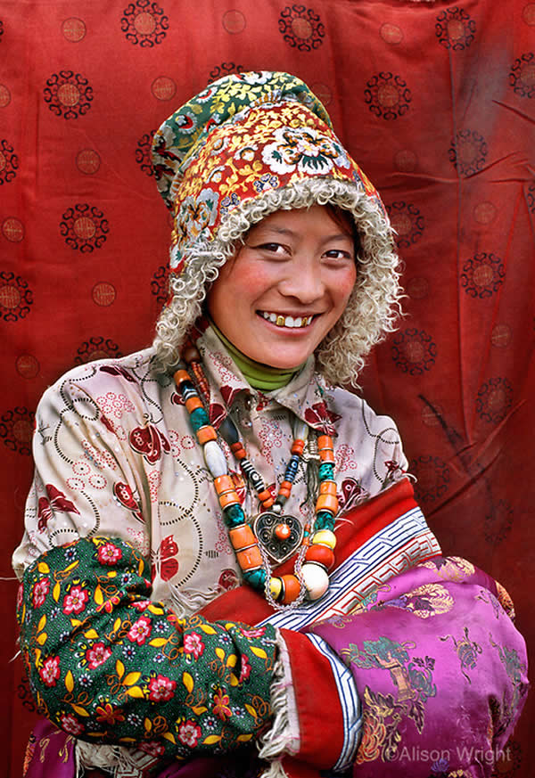 Powerful Portraits of Tibetan Nomads by Alison Wright