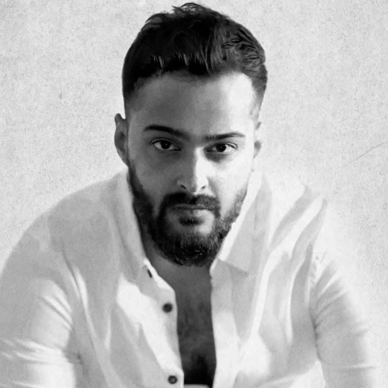 Indian Street Photography by Uwais Chaudhry