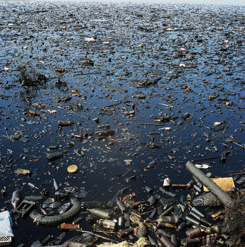 Rena Effendi, 2025 W. Eugene Smith Fund Grant Finalist