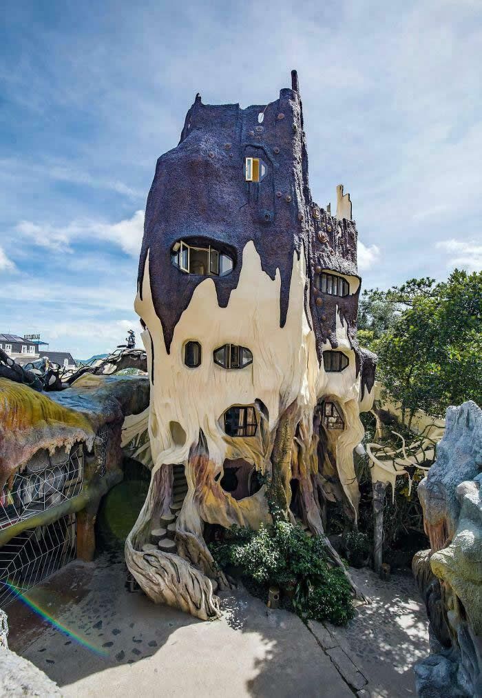 Hang Nga’s “Crazy House” In Dalat, Vietnam - Weirdly Fantastic Buildings Around the World
