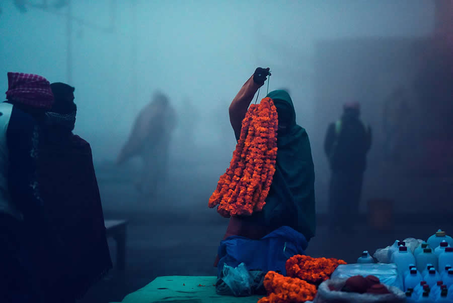 Varanasi Wiinter Mornings by Sammya Brata