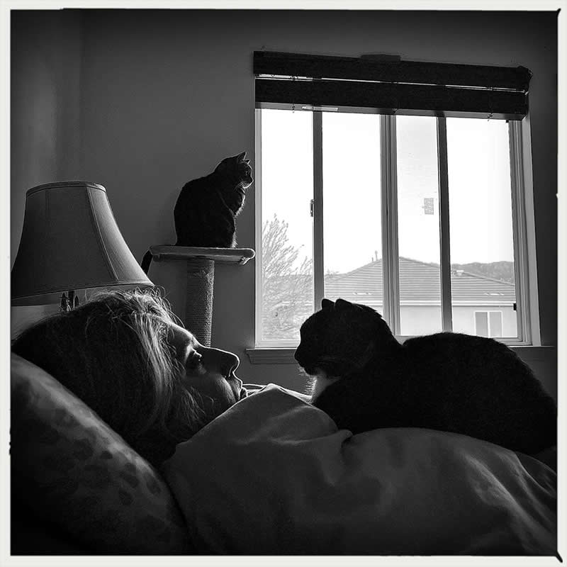 Good morning by James Cherry - Mobile Photography Awards Black and White Winners