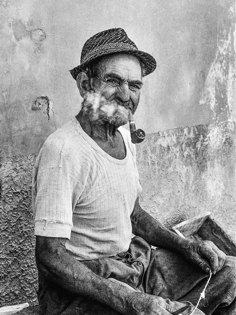 Artistic Black and White Photos Composition Framing