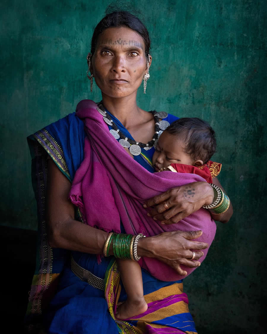 Award-Winning Documentary Photographs by Fadhel Almutaghawi