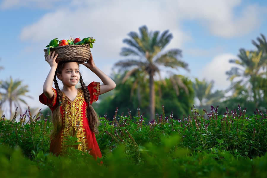 Award-Winning Documentary Photographs by Fadhel Almutaghawi