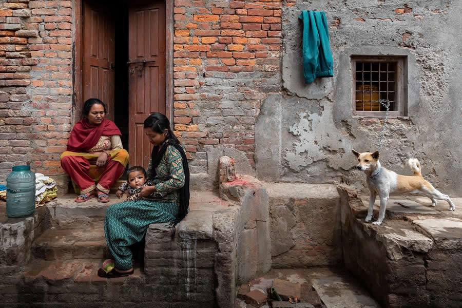 Award-Winning Documentary Photographs by Fadhel Almutaghawi