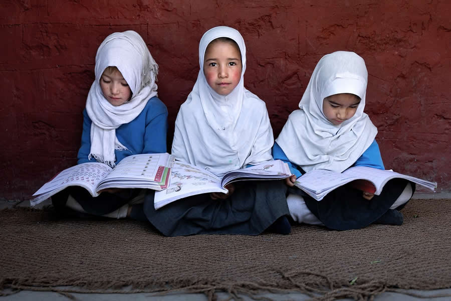 Award-Winning Documentary Photographs by Fadhel Almutaghawi