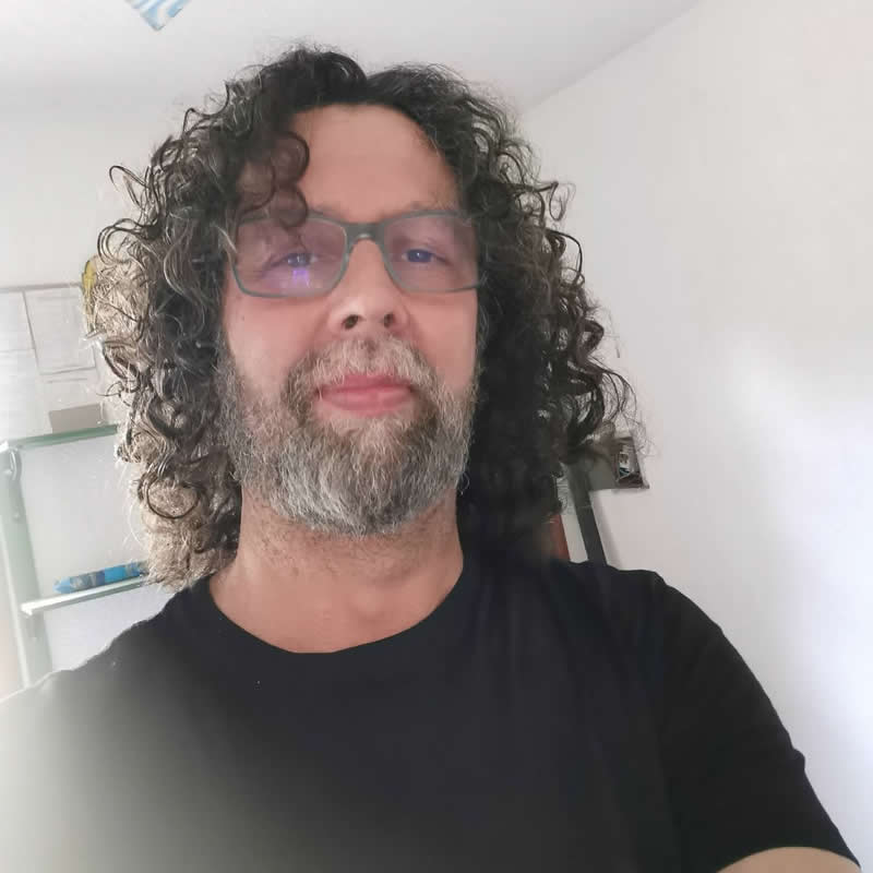 Street Photography by Federico Borobio