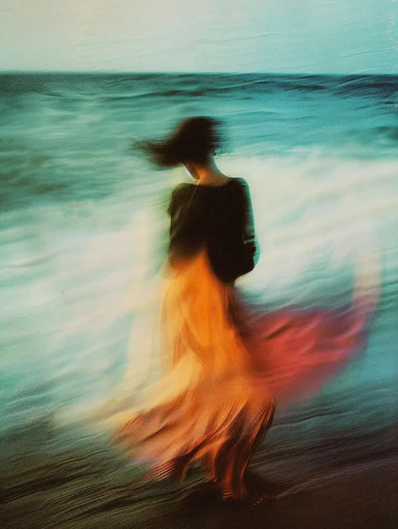 Fine Art Portraits in Motion That Explore the Idea of Inner Bloom by Caspar Jade