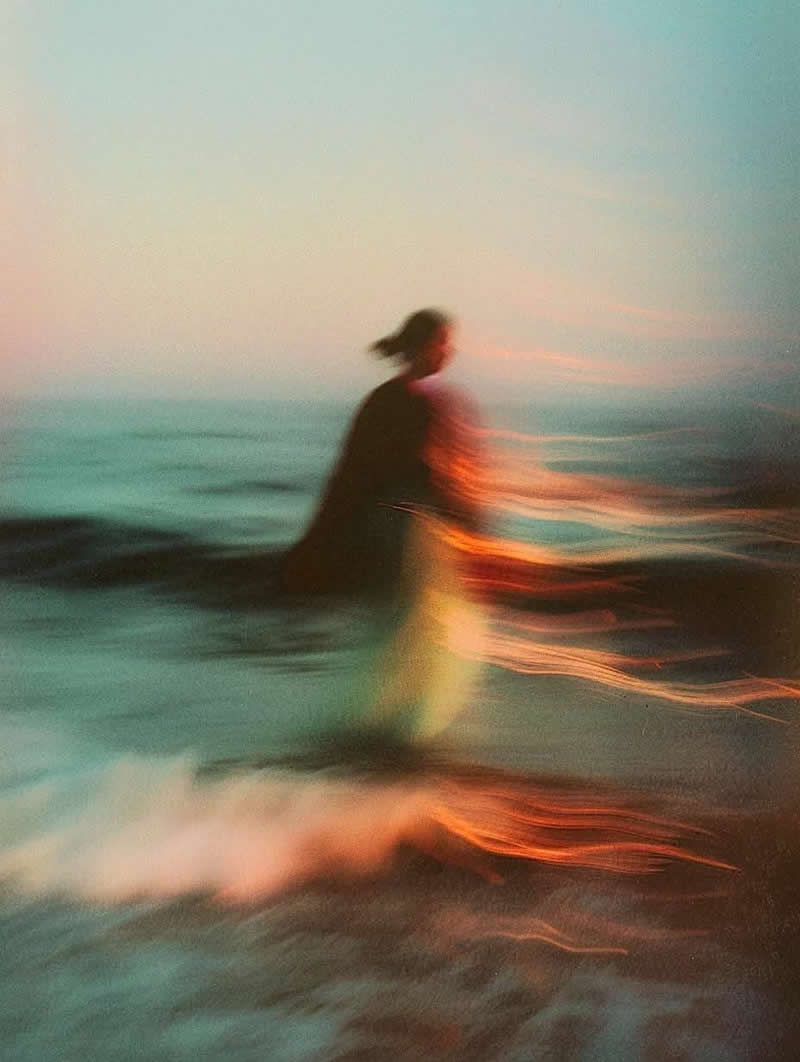 Fine Art Portraits in Motion That Explore the Idea of Inner Bloom by Caspar Jade