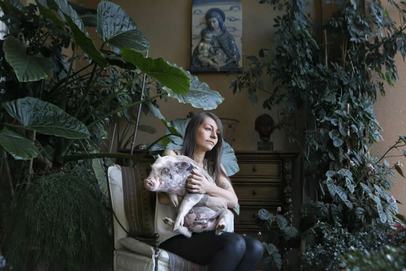 Heartwarming Photos of Humans and Animals by Diana Bagnoli