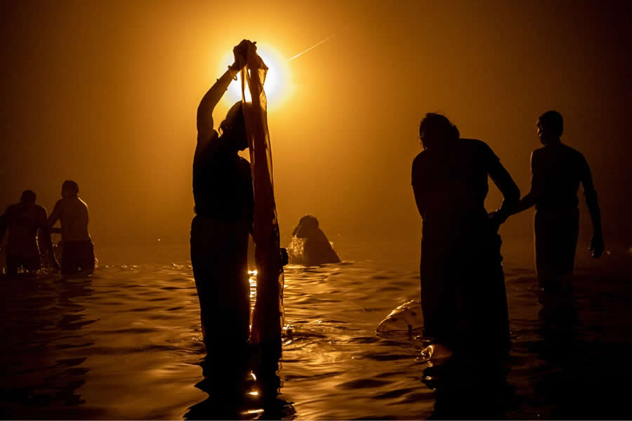 Indian Street Photography by Arin Dutta