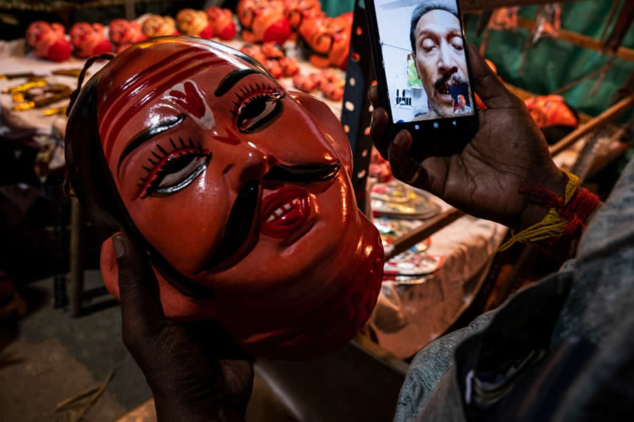 Indian Street Photography by Arin Dutta