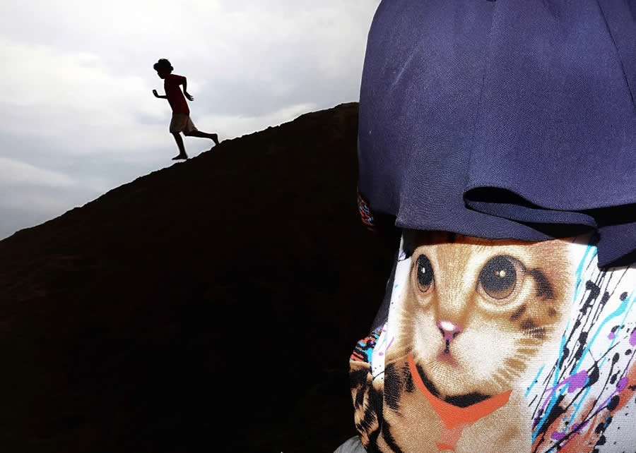 Indonesia Street Photography by Ijoel Mardi Marsono