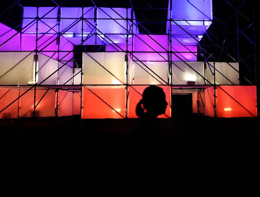 Indonesia Street Photography by Ijoel Mardi Marsono