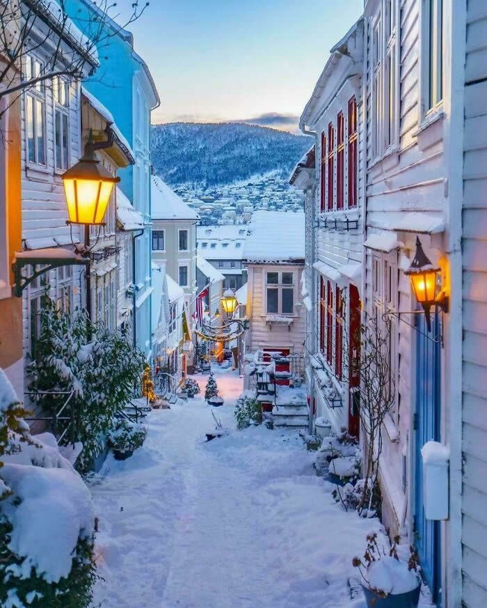 Bergen, Norway - Mesmerizing Winter Cold Photos